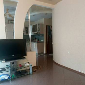 Продается 1-комнатная квартира, 43 м²