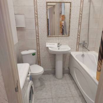 Сдается 1-комнатная квартира, 42 м²