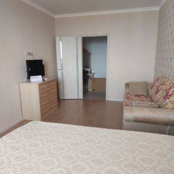 Сдается 1-комнатная квартира, 42 м²