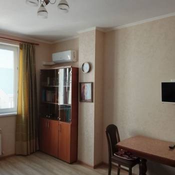 Продается 1-комнатная квартира, 39 м²