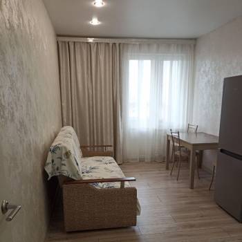 Сдается 1-комнатная квартира, 56,6 м²