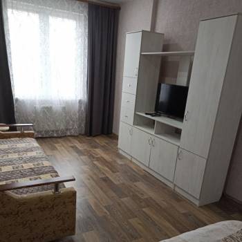 Сдается 1-комнатная квартира, 56,6 м²
