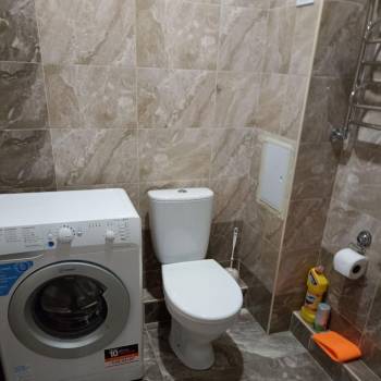 Сдается 1-комнатная квартира, 56,6 м²