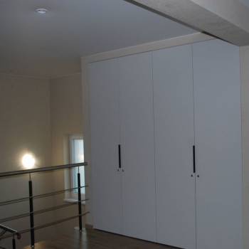 Продается Дом, 380 м²
