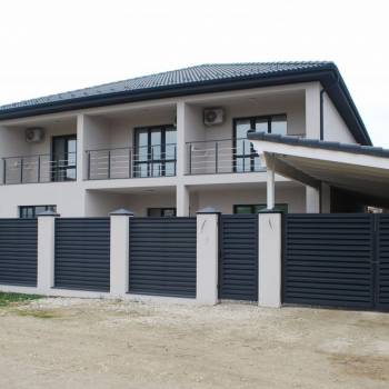 Продается Дом, 380 м²