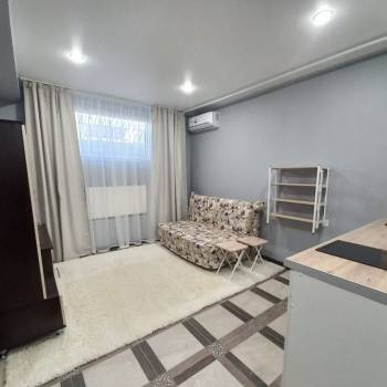 Продается 1-комнатная квартира, 17,8 м²