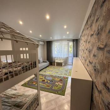 Сдается Многокомнатная квартира, 110 м²