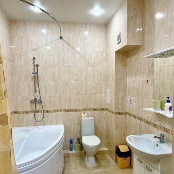 Сдается 1-комнатная квартира, 55 м²