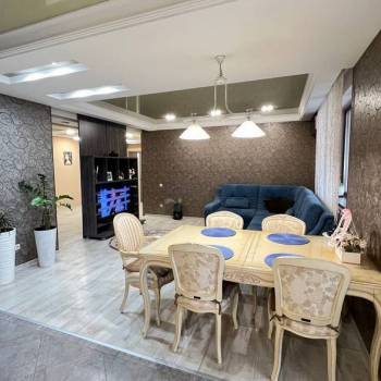 Продается Многокомнатная квартира, 114,9 м²