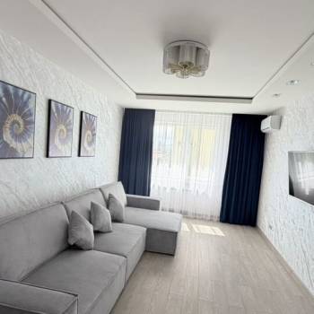 Сдается 2-х комнатная квартира, 70 м²