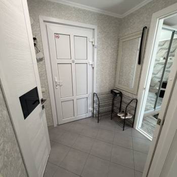 Сдается 1-комнатная квартира, 49,8 м²