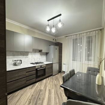 Сдается 1-комнатная квартира, 41 м²