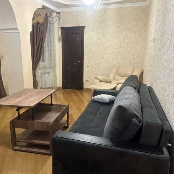 Сдается Многокомнатная квартира, 105 м²