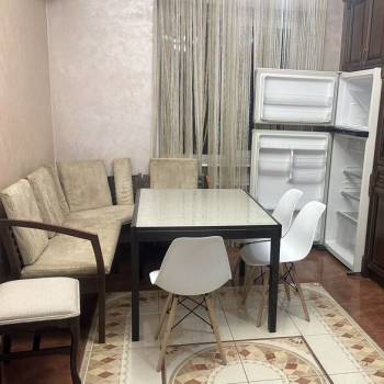 Сдается Многокомнатная квартира, 105 м²