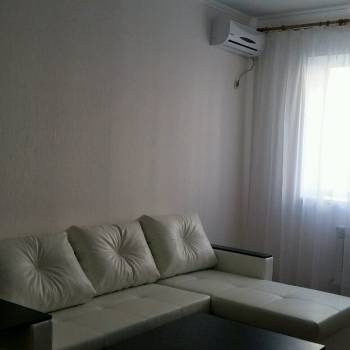 Сдается Многокомнатная квартира, 90 м²