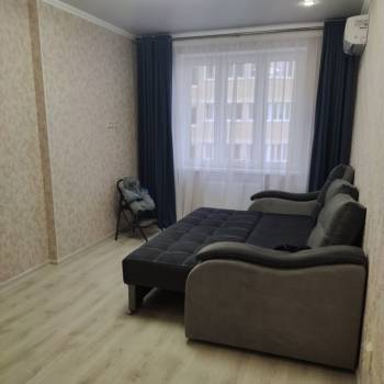 Продается 1-комнатная квартира, 32 м²