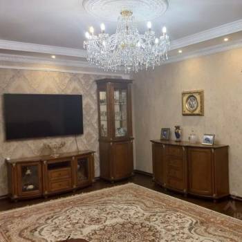 Продается Дом, 303 м²