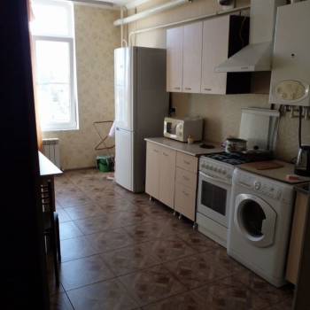 Сдается 1-комнатная квартира, 40 м²