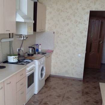Сдается 1-комнатная квартира, 40 м²