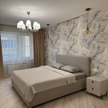 Сдается 2-х комнатная квартира, 76 м²