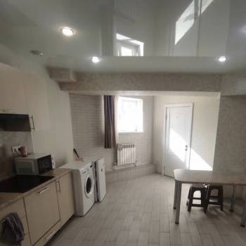 Продается 1-комнатная квартира, 150 м²