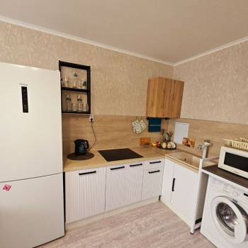 Сдается 1-комнатная квартира, 49 м²
