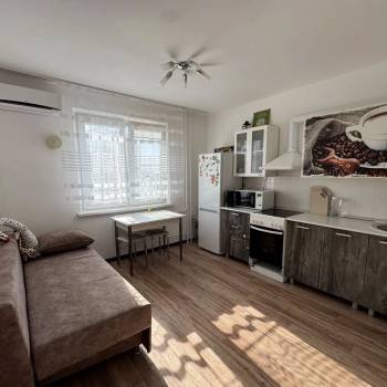 Продается 2-х комнатная квартира, 56 м²