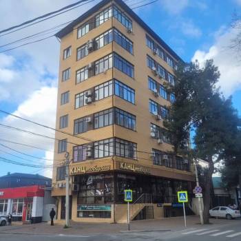 Продается 1-комнатная квартира, 42 м²