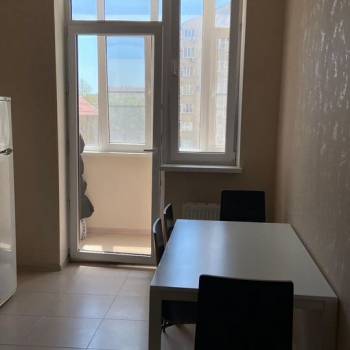Сдается 1-комнатная квартира, 39 м²