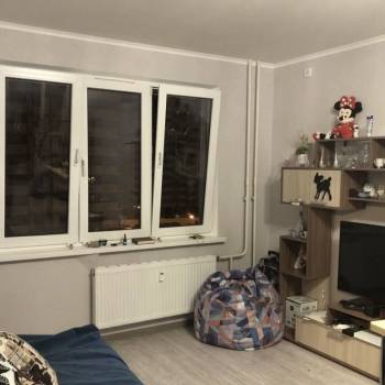 Сдается 1-комнатная квартира, 38 м²
