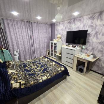 Продается 1-комнатная квартира, 40 м²