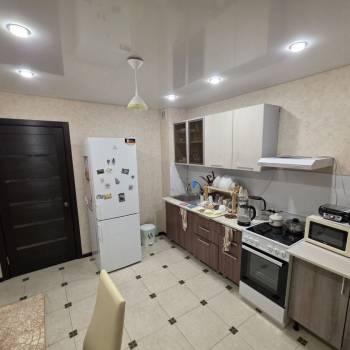Продается 1-комнатная квартира, 40 м²
