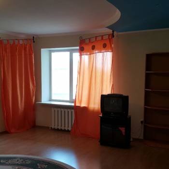 Сдается 2-х комнатная квартира, 79,3 м²