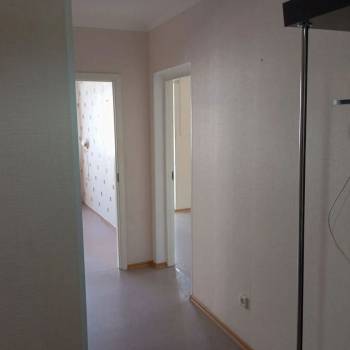 Продается 1-комнатная квартира, 42 м²