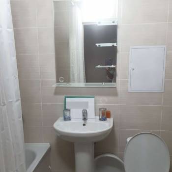 Сдается 1-комнатная квартира, 40 м²