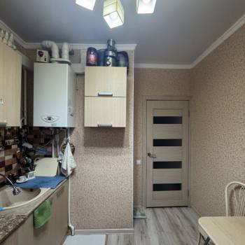 Продается 1-комнатная квартира, 36 м²