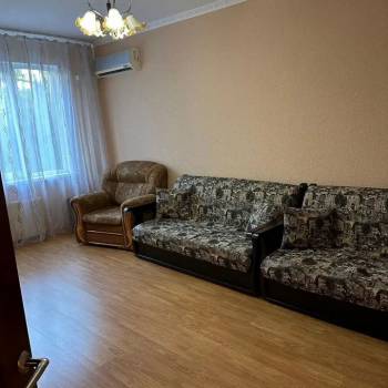 Продается 1-комнатная квартира, 41 м²