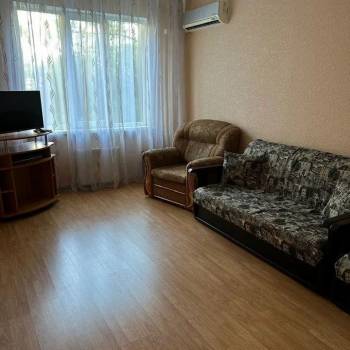 Продается 1-комнатная квартира, 41 м²