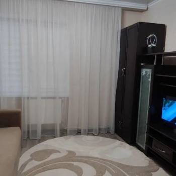 Продается 1-комнатная квартира, 37,5 м²
