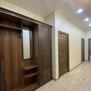 Сдается 1-комнатная квартира, 56 м²