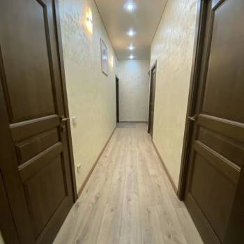 Сдается 1-комнатная квартира, 56 м²