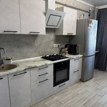 Сдается 1-комнатная квартира, 50 м²