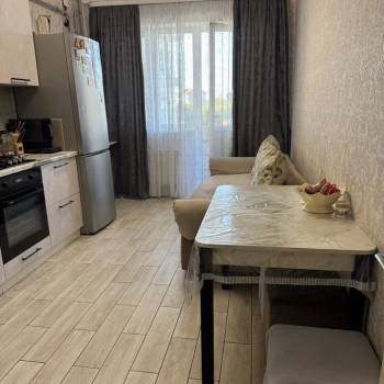 Сдается 1-комнатная квартира, 50 м²
