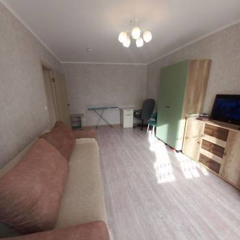 Продается 1-комнатная квартира, 37,8 м²