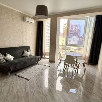 Сдается 1-комнатная квартира, 60 м²