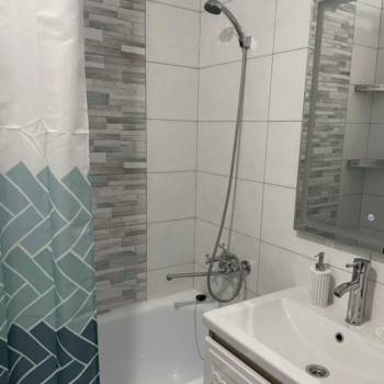 Сдается 1-комнатная квартира, 39 м²