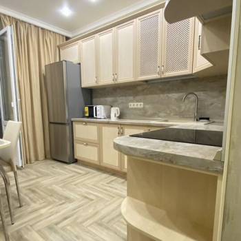 Сдается 1-комнатная квартира, 43 м²