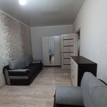 Сдается 1-комнатная квартира, 38 м²