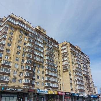 Сдается 1-комнатная квартира, 42 м²