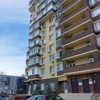 Сдается 1-комнатная квартира, 42 м²